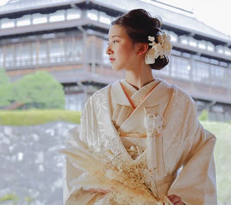 白無垢色打掛を格安で利用