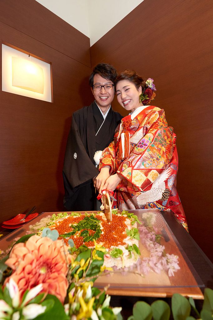 お寿司ケーキ入刀で大人演出 和婚 神前式 群馬県神社で挙げる結婚式公式ブログ