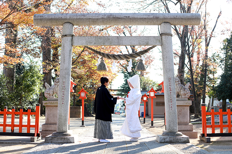 群馬県和婚神前式神社結婚式秋紅葉