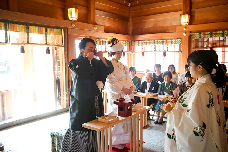 群馬県和婚神前式神社結婚式参進