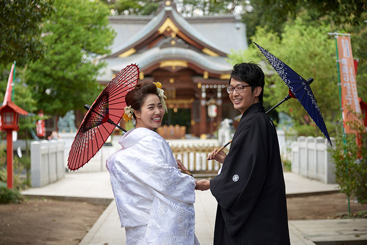 群馬県和婚神前式新郎のヒゲやメガネ