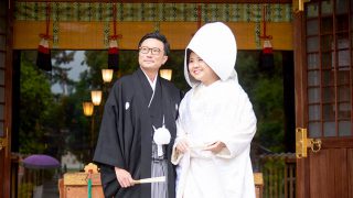 群馬県和婚神前式新郎のヒゲやメガネ