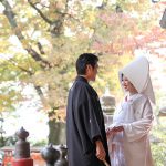 秋の紅葉神社結婚式