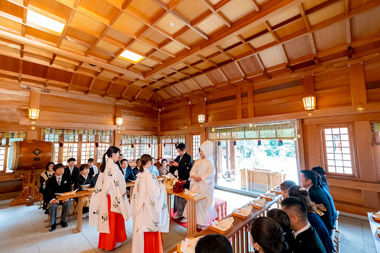 和婚神前式進雄神社