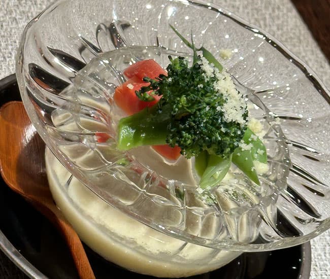 最高峰の現代和食で結婚式WABIやまどり