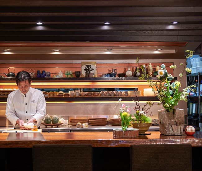 最高峰の現代和食で結婚式WABIやまどり