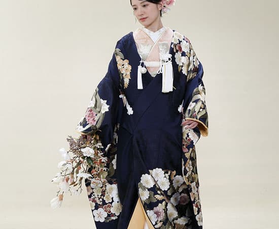 和婚和装衣装とコーディネート