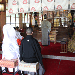 群馬県護国神社　結婚式　社殿内