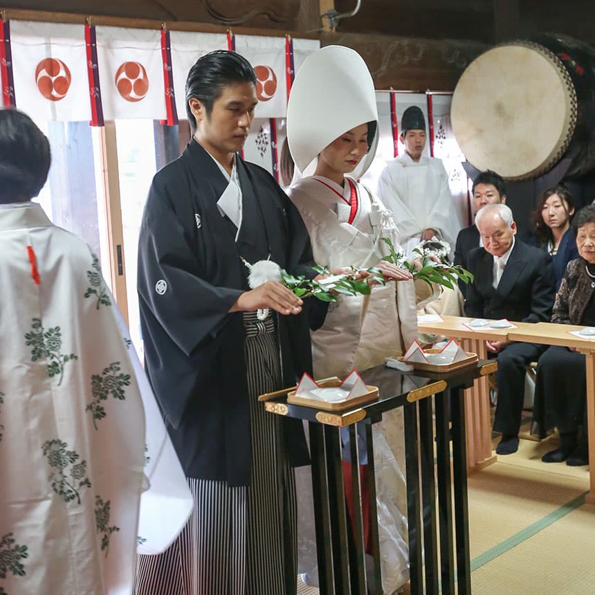 進雄神社神前式