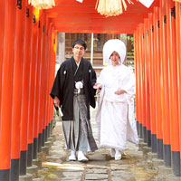 進雄神社　白無垢綿帽子