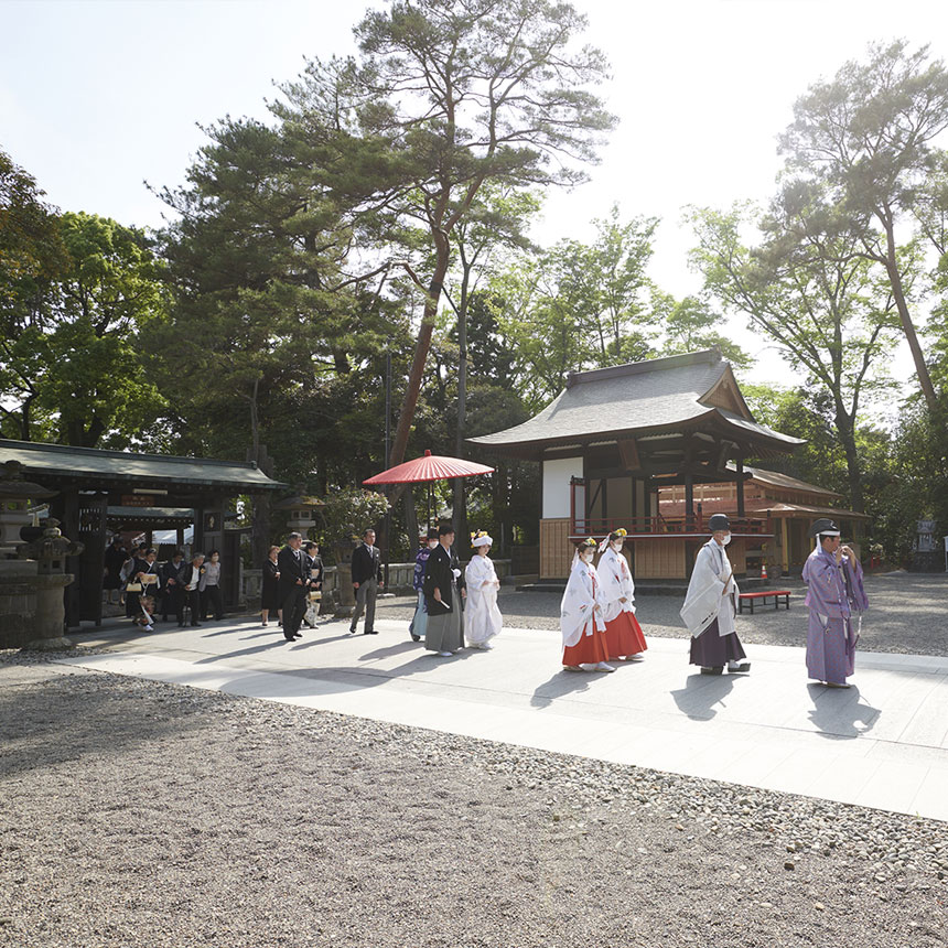 進雄神社神前式