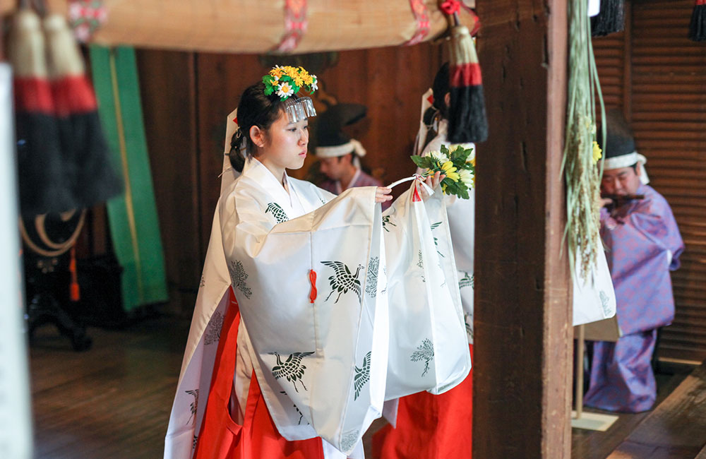 進雄神社神前式